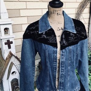 🌺 Denim Jean Jacket